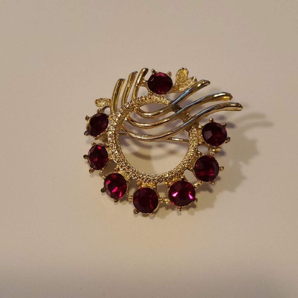 Ruby Rhinestone Brooch Pin, Goldtone